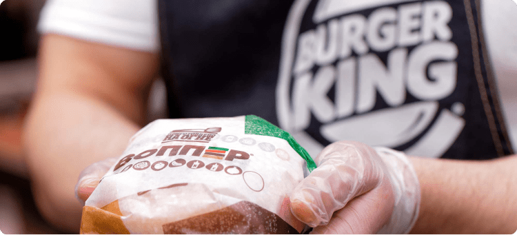Ilustración de Burger King en referencia a ejemplos de blended marketing y cómo combinar estrategias de marketing para tener éxito